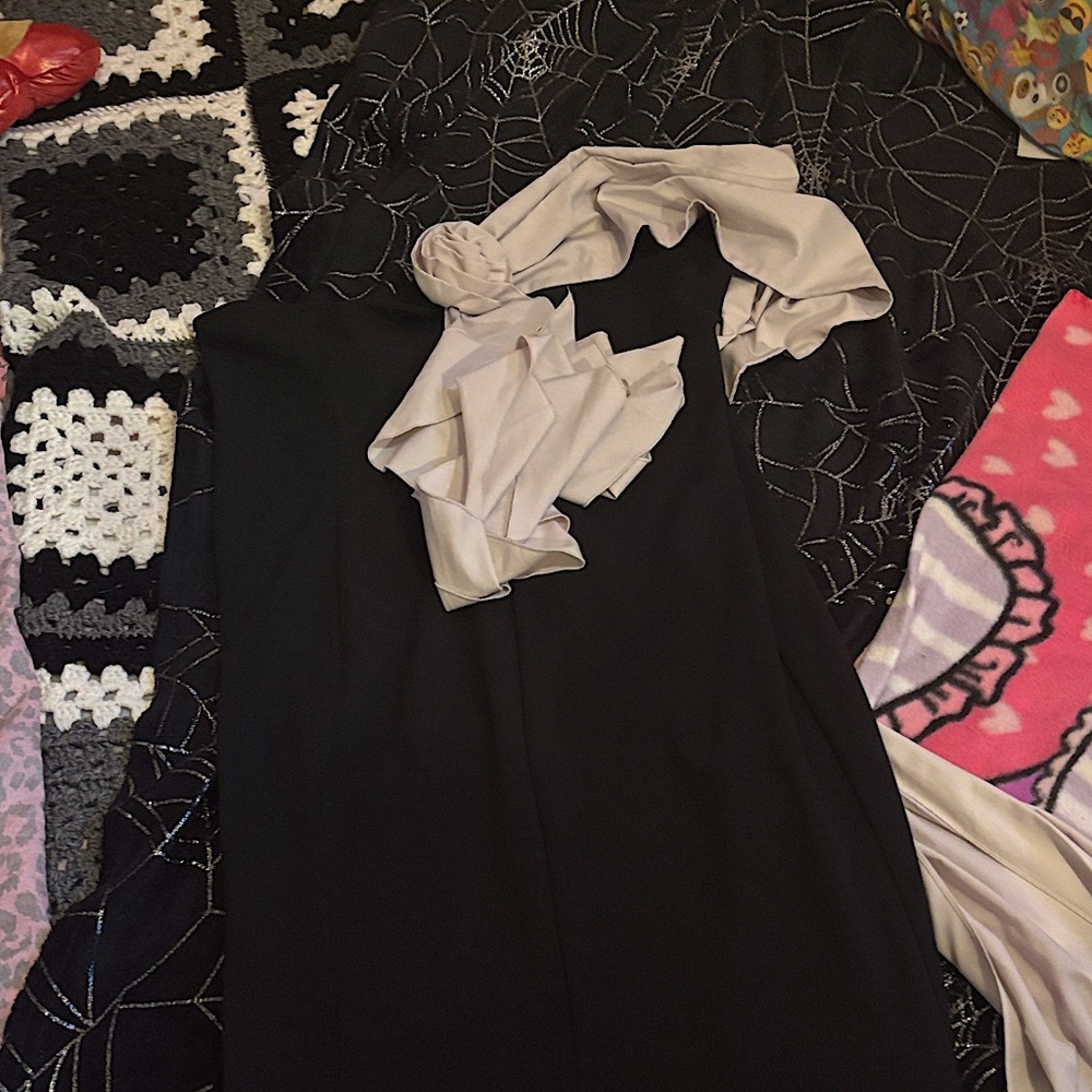 Chic Black Dress with Creamy pink Details